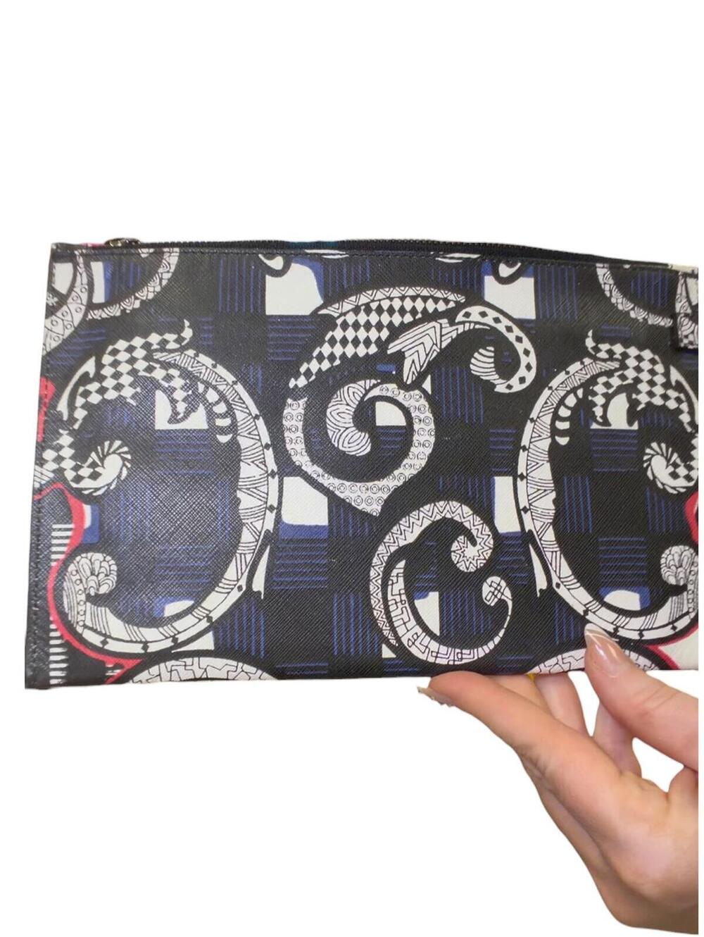 Versace Baroque Print Wristlet Pouch - Picture 6 of 9